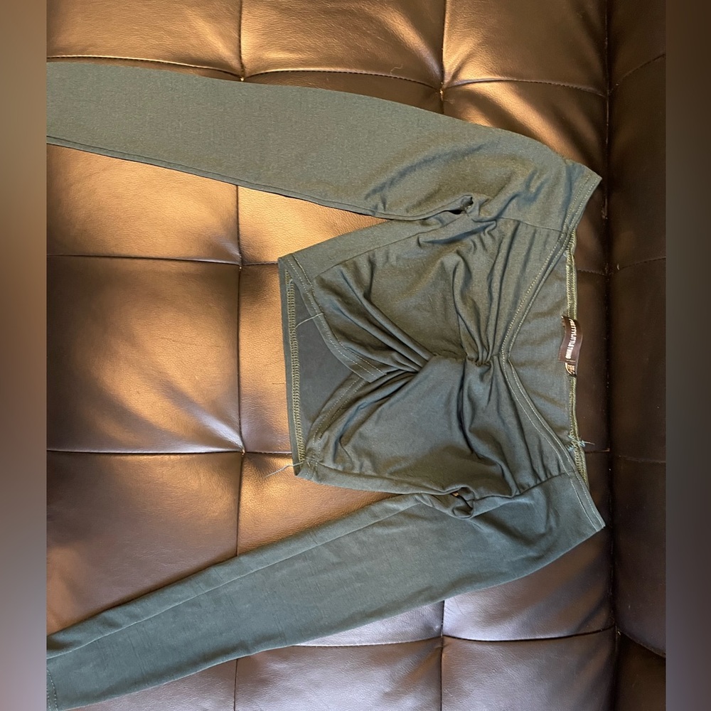 Crop top / Size Small